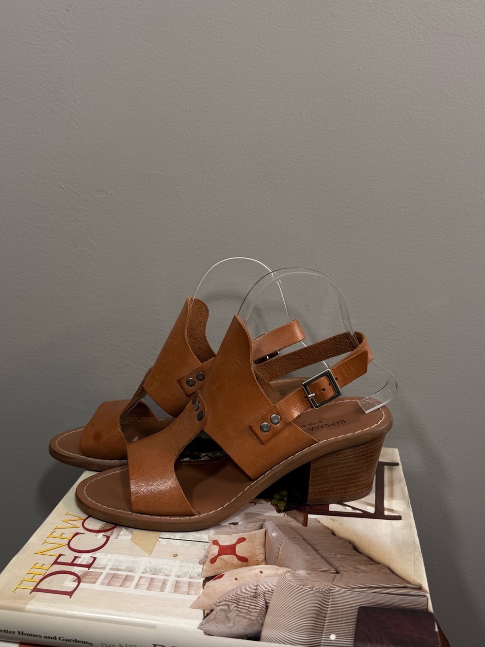 Tan Leather Open-Toe Block Heel Sandals - Stylish Slingback - Picture 7 of 16